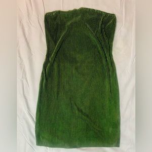 Satin backless tube dress. Size S